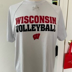 Women’s Wisconsin Volleyball Tee